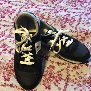 Women’s Saucony Jazz Sneakers